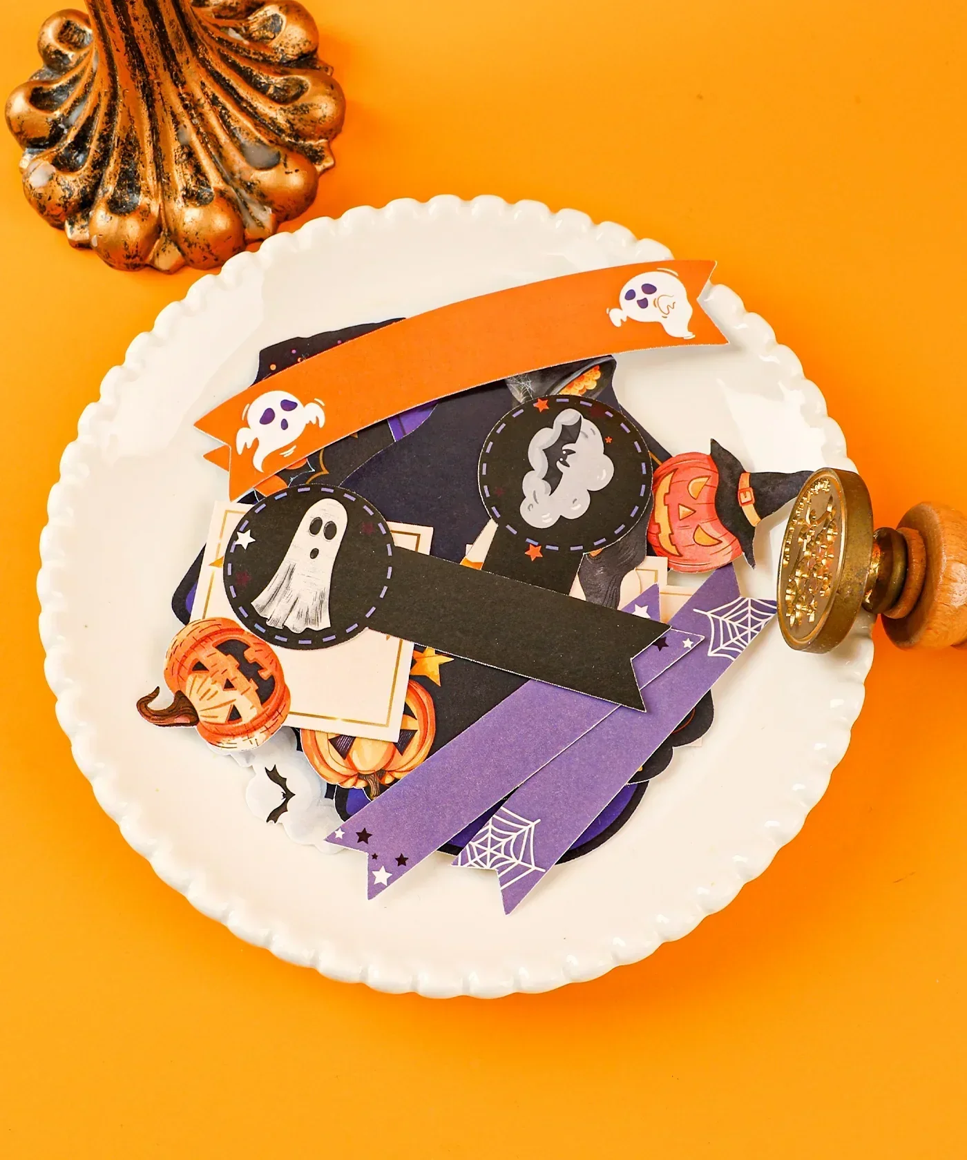 Halloween-Themed Grabie Scrapbook Club Box - Image 9